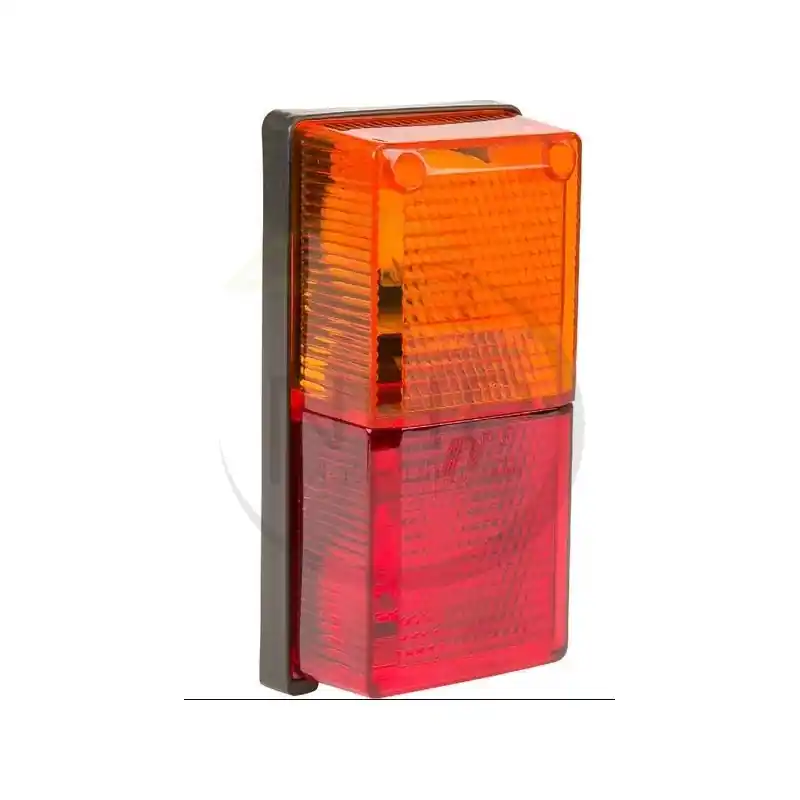 FEU ARRIERE RECTANGLE UNIVERSEL A AMPOULE – Dernière Chance