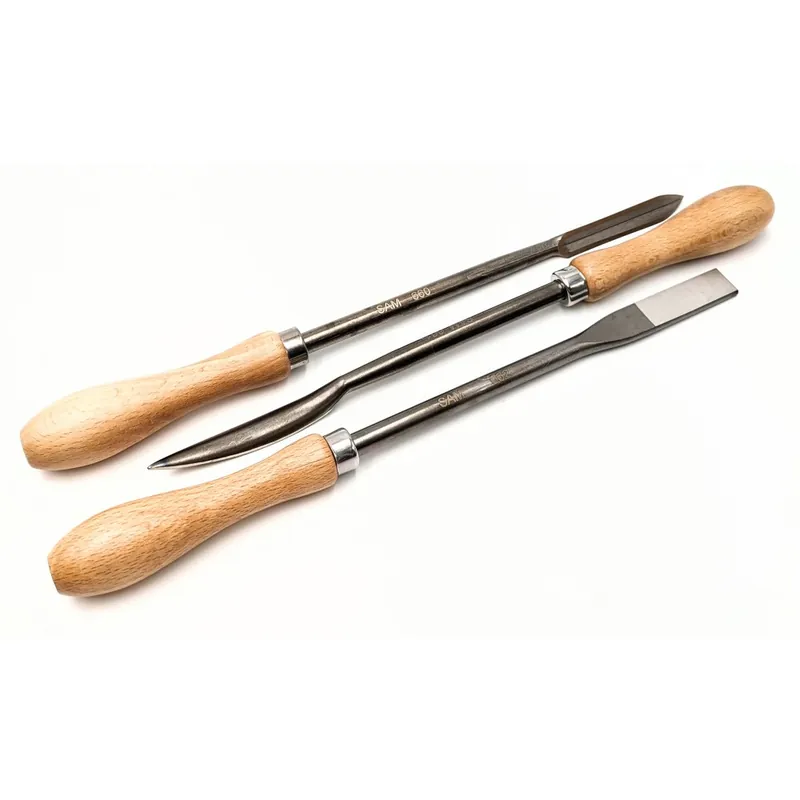 Grattoir à lame affûtable chromée polie - manche en bois verni Vente Directe